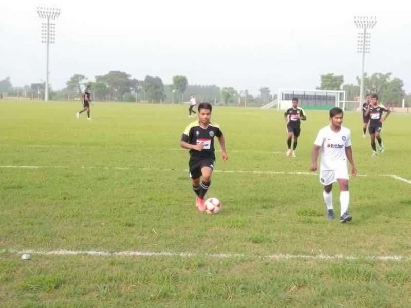 Training footballs for practice sessions
